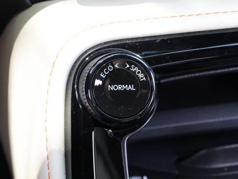 Used 2024 Lexus NX 250 FWD w/ Cold Area Package image 28