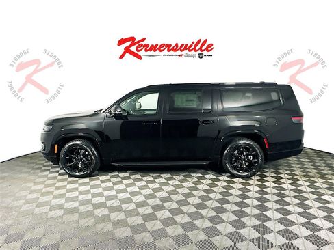 New 2025 Jeep Wagoneer L Series II w/ Convenience Group I image 4