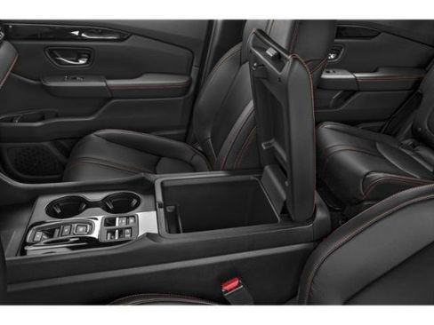 New 2025 Honda Pilot TrailSport image 17