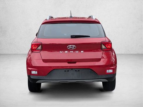 Certified 2023 Hyundai Venue SEL image 7