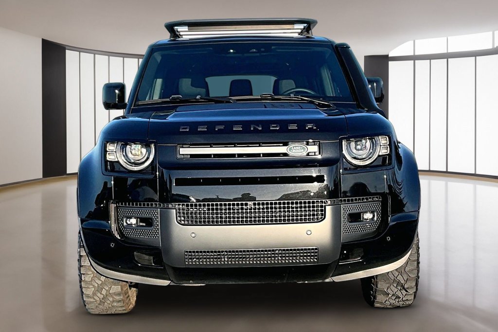 Used 2024 Land Rover Defender 130 Outbound AWD/4WD image 2