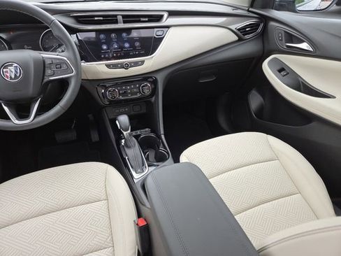 Used 2023 Buick Encore GX Essence w/ Experience Buick Package FWD image 33
