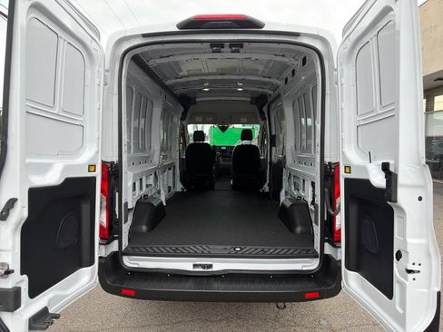 Used 2025 Ford Transit 250 148 Medium Roof Extended AWD image 34