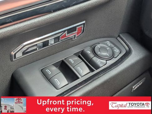 Used 2023 GMC Sierra 1500 AT4 w/ Technology Package AWD/4WD image 13