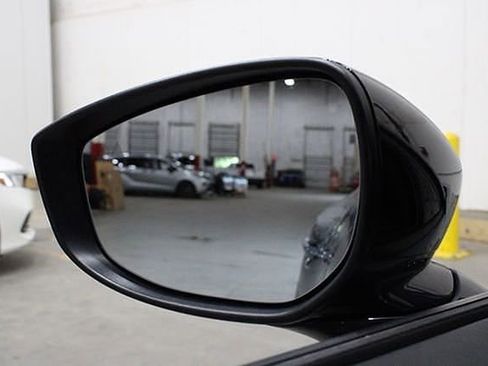 Used 2023 MAZDA CX-50 AWD 2.5 Turbo w/ Weather Package image 39