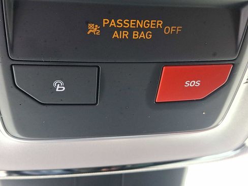 Used 2023 Hyundai Santa Fe Limited image 21