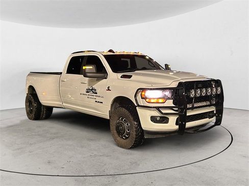 Used 2024 RAM 3500 Big Horn w/ Night Edition image 7