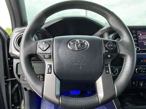 Used 2023 Toyota Tacoma TRD Off-Road w/ TRD Premium Off Road Package image 13