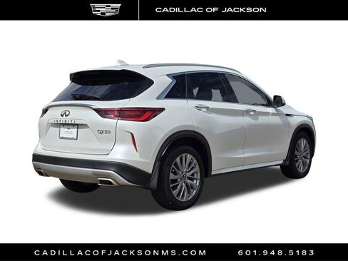 Used 2023 INFINITI QX50 Luxe FWD image 5