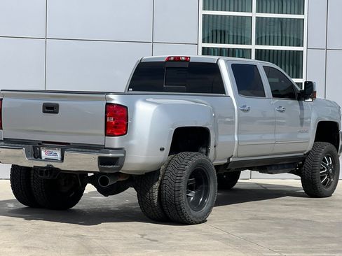 Used 2019 Chevrolet Silverado 3500 LTZ w/ Duramax Plus Package AWD/4WD image 4