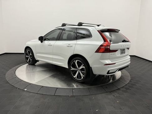 Certified 2023 Volvo XC60 B5 Ultimate w/ Climate Package image 5
