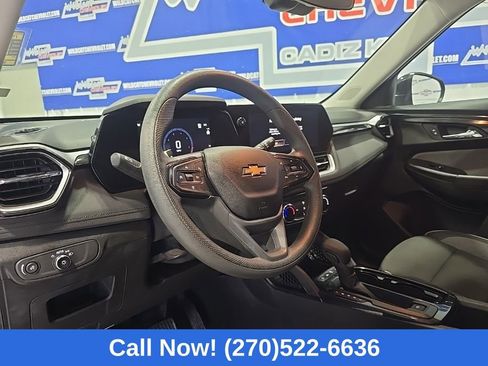 Used 2025 Chevrolet TrailBlazer LT image 16