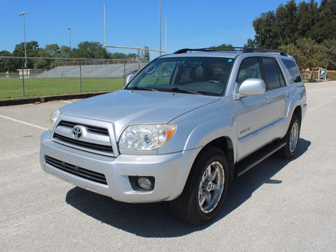 Used 2008 Toyota 4Runner Limited AWD/4WD image 37
