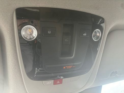 New 2026 Kia Niro EX image 29