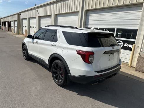 Used 2020 Ford Explorer ST w/ ST Street Pack image 17