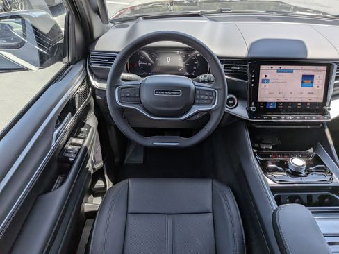 New 2026 Jeep Grand Wagoneer Limited AWD/4WD image 16