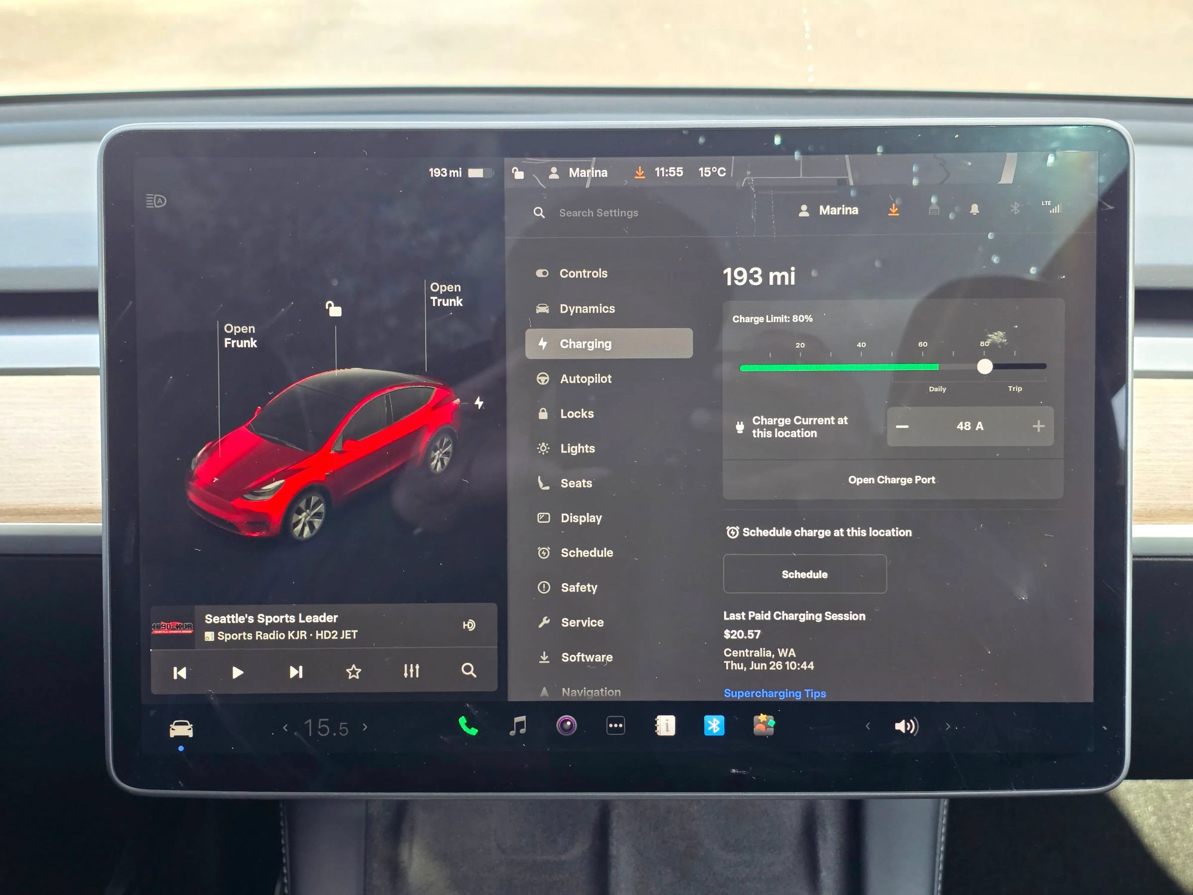 Used 2021 Tesla Model Y Long Range AWD/4WD image 35