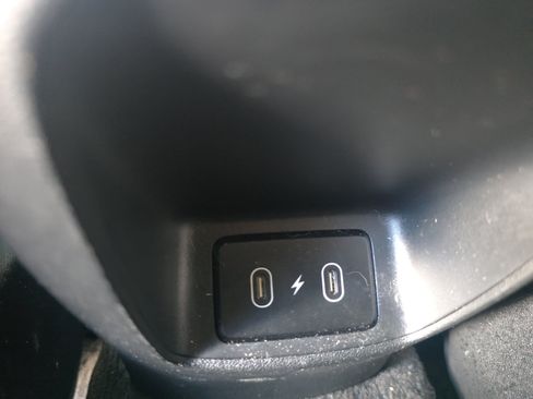 Used 2025 Hyundai Elantra SE FWD image 18