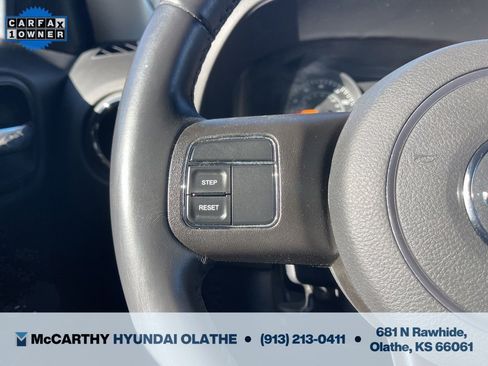 Used 2016 Jeep Patriot Latitude image 21