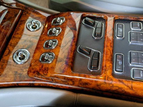 Used 1999 Rolls-Royce Silver Seraph image 20