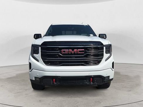 Used 2025 GMC Sierra 1500 AT4 w/ Technology Package AWD/4WD image 2