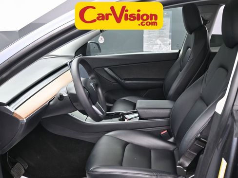 Used 2021 Tesla Model Y Long Range image 14