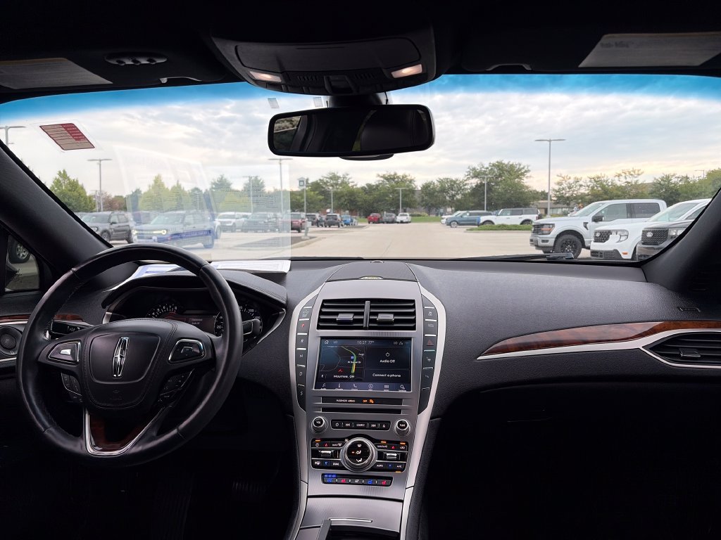 Used 2020 Lincoln MKZ Reserve w/ Monochromatic Package AWD/4WD image 39