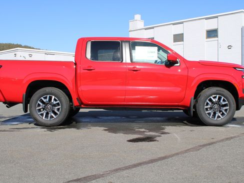 New 2025 Nissan Frontier SL AWD/4WD image 6