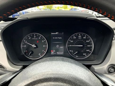 Used 2024 Subaru Crosstrek 2.5i Limited w/ Crosstrek Mirror Package AWD/4WD image 13