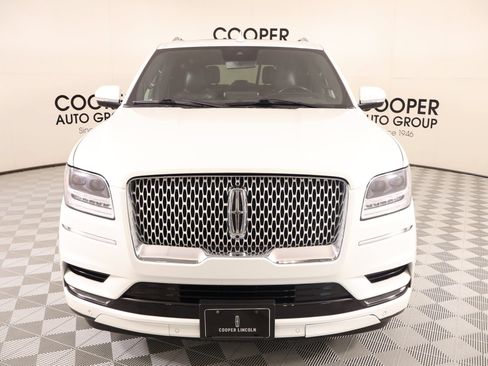Used 2020 Lincoln Navigator Reserve w/ Equipment Group 208A Reserve RWD image 10