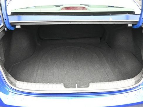 Used 2024 Hyundai Elantra SEL FWD image 17