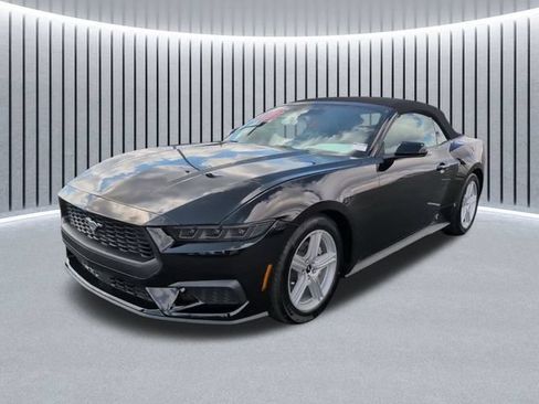 Used 2026 Ford Mustang Premium RWD image 14