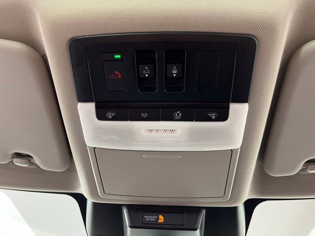 Used 2023 Nissan Rogue SV w/ SV Premium B Package FWD image 34