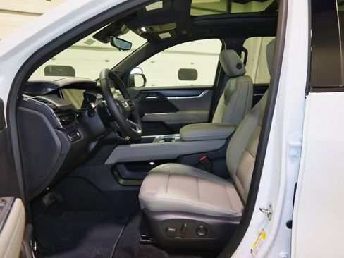 New 2026 GMC Acadia Elevation w/ Black Edition image 7