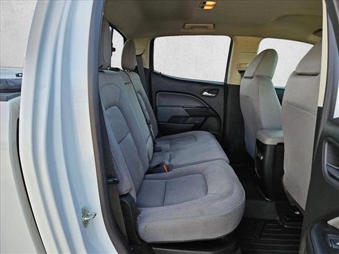 Used 2016 Chevrolet Colorado LT w/ LT Convenience Package image 19