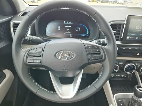 New 2026 Hyundai Venue SEL FWD image 10