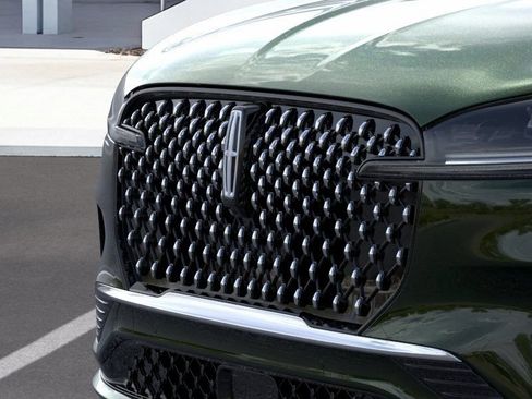 New 2026 Lincoln Aviator Black Label w/ Dynamic Handling Package AWD/4WD image 40