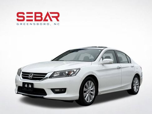 Used 2014 Honda Accord EX image 2