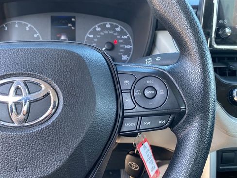 Used 2023 Toyota Corolla Cross L image 23