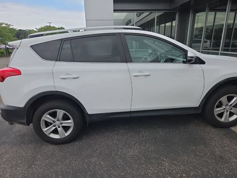 Used 2013 Toyota RAV4 XLE FWD image 25