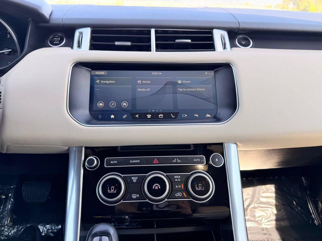 Used 2017 Land Rover Range Rover Sport HSE AWD/4WD image 24