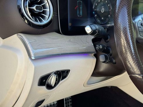 Used 2018 Mercedes-Benz E 400 4MATIC Coupe image 10