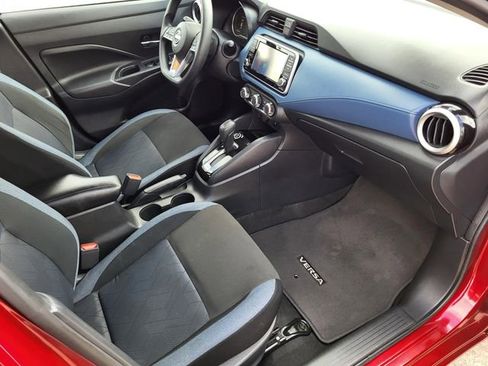 Used 2025 Nissan Versa SV image 22