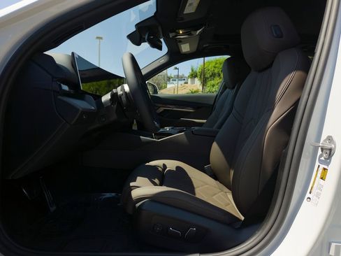 New 2027 BMW 530i w/ M Sport Package RWD image 7