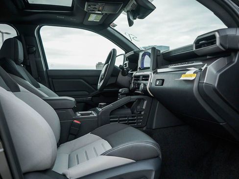 New 2025 Toyota Tacoma TRD Sport image 9