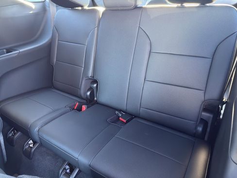 New 2026 Chevrolet Traverse High Country image 24