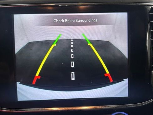 Used 2020 Jeep Grand Cherokee Altitude AWD/4WD image 26
