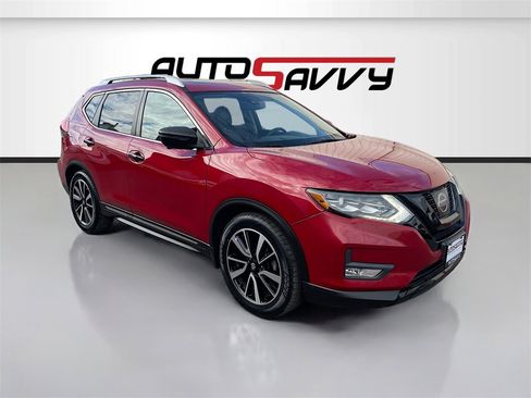 Used 2017 Nissan Rogue SL w/ SL Premium Package image 1