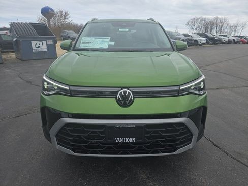 New 2025 Volkswagen Taos SEL image 12