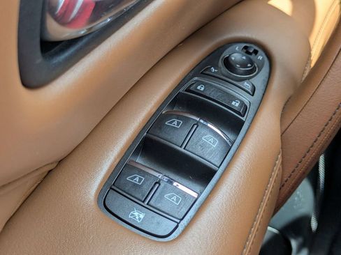 Used 2024 INFINITI QX80 Sensory AWD/4WD image 28